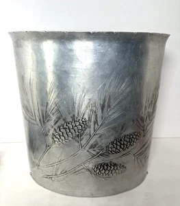 Vintage Wendell August Forge Pine Cone Waste Basket Hammered Aluminum  10" tall - Picture 1 of 11