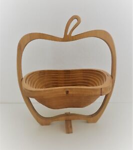 Wooden Collapsible Fruit Bowl - Apple