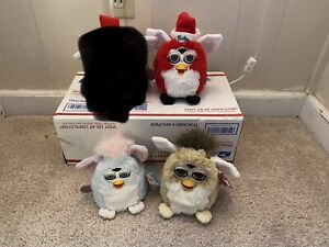 CHOOSE YOUR FURBY 1998 70-800 Interactive Toy Tiger Electronics READ DESC