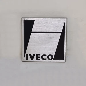 LOGO SIGLA IN ALLUMINIO IVECO ORIGINALE - Imagen 1 de 7