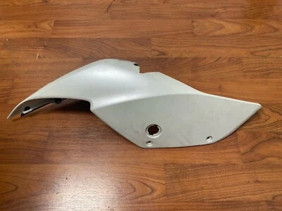 Capuz de carenagem traseira direita Ducati 1199 959 1299 Panigale fabricante de equipamento original 48212031A - Imagem 1 de 4