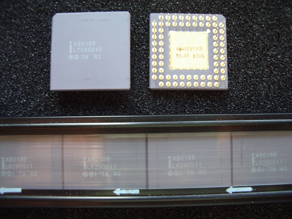A80186 Intel 16 bit Mikroprozessor - Bild 1 von 1
