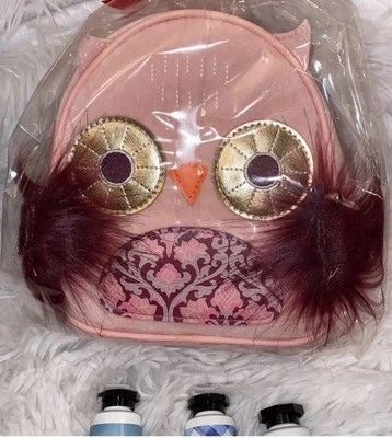 Bolsa de maquiagem Bath & Body Works veludo coruja cosmética com zíper nova e 3 cremes para as mãos RV $40 - Imagem 1 de 4