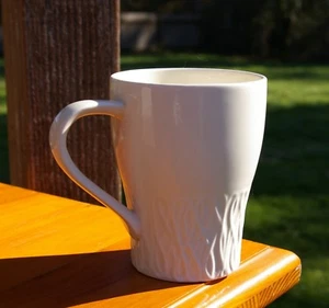 Starbucks Coffee 2008 Cream Vanilla Yarn 12oz Mug by Design House Stockholm - Picture 1 of 7