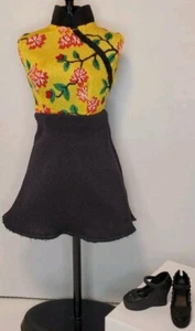1998 Barbie Style Fashion Avenue Dress Yellow Floral Black Skirt & Heals #20767 - Picture 1 of 6
