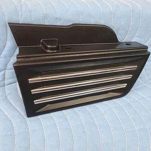 2007-2011 DODGE NITRO HEAT PASSENGER RH EXTERIOR VENT 55157164AE-RH (P9750) - Picture 1 of 6