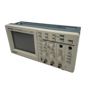 Tektronix TDS 210 Two Channel Digital Real Time Oscillosope 60 MHz (not tested) - Picture 1 of 3