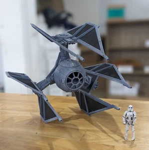 Tie Defender für 3,75 Zoll (1:18) Figur Diorama - Bild 1 von 10