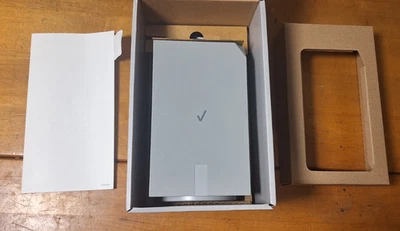 Verizon Internet Gateway WNC-CR200A WiFi6 - Gray Tested to Power On - Image 1 of 4