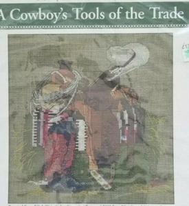 Western COWBOY'S TOOLS OF TRADE Kit Punto de Cruz SILLA DE MONTAR Cuerda BOTA Sombrero Vaquero - Imagen 1 de 2