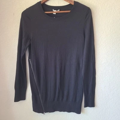 Halogen Sweater Womens Small Black Cashmere Blend Light Pullover Long Sleeves - Image 1 of 4