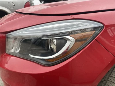 Faro delantero izquierdo conductor bi xenón mercedes benz cla250 2014-2016 Foto 1 de 4