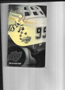 LOS ANGELES KINGS 1995-96 GUIDA MULTIMEDIALE COPERTINA GRETZKY - Foto 1 di 3