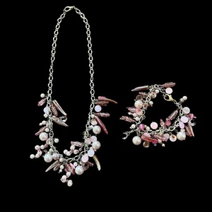 Conjunto de collar y pulsera artesanal de piedra rosa y cuentas Barbie Core Girly Glam - Imagen 1 de 4