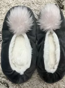 Gray Furry Slippers Slip On Soft Plush w PomPom Sz S/M Bluestar Clothing Shoe - Picture 1 of 7