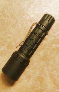 AVENGERS G2 Nitrolon single Output WHITE Flashlight Stainless steel w/clip