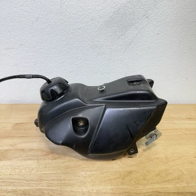 2003 Suzuki RM65 RM KX 65 OEM Gas Fuel Tank Cap Assembly KX65 (02-22) #32 - Imagem 1 de 4