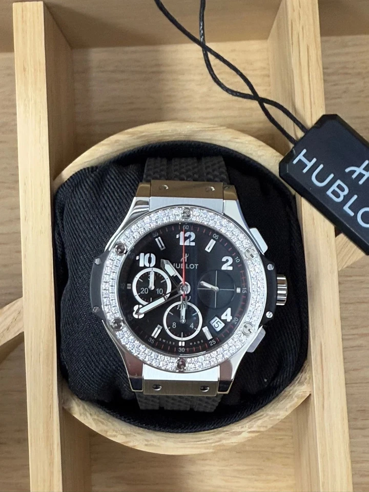 Hublot Big Bang Men's Black Watch - 341.SX.130.RX.114
