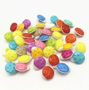 Pkg of 20 LADYBUG Plastic Shank Buttons 5/8" (15mm) Craft Scrapbook (2116) - Picture 1 of 2
