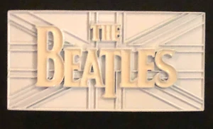 HTF 2009 THE BEATLES UNION JACK WHITE 4.5" X 2.25" BELT BUCKLE - Picture 1 of 8