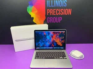 2015 Apple MacBook Pro Retina 13 pollici / 1 TB SSD / Core i5 2,7 GHz / 8 GB RAM - Foto 1 di 12