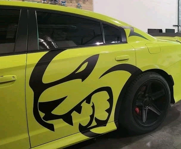 Cargador Gato Grande Diseño Lateral para 2015+ Cargador Foto 1 de 4