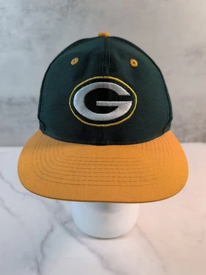 Gorra gorra vintage de los 90 Green Bay Packers logotipo de la NFL 7 Snapback verde y dorada Foto 1 de 4
