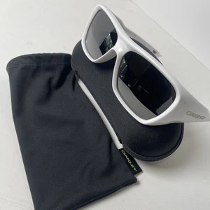 Oakley Chaminade Sunglasses OO9492-0260 Pearl White Frame W/ PRIZM Lens - Picture 1 of 7