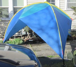 Kelty parasole 3 poli 13' 6"" x 7' 6"" x 7' 6"" impermeabile - Foto 1 di 12