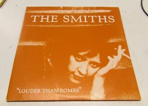 The Smiths LOUDER THAN BOMBS Sire Records Neuwertig VINYL 2 LP - Bild 1 von 8