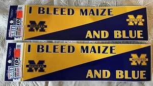 LOTTO 4 Adesivi Bumper Michigan Wolverines Decorazione VINTAGE Blu mais Calcio - Foto 1 di 1