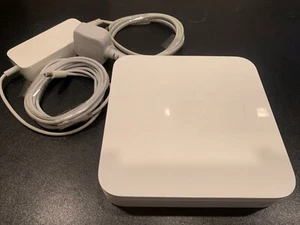 Apple A1354 AirPort Extreme Base Station (4th Generation) - Picture 1 of 2
