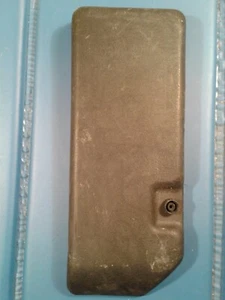 Cubierta de ajuste de luz trasera para pasajeros Volvo 740 sedán fabricante de equipos originales LH interior con perno de tornillo RARA - Imagen 1 de 2