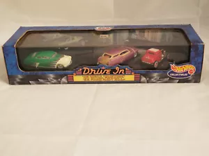 HOT WHEELS COOL CLASSICS SERIE 4 DRIVE IN SET - 27009 - FORD, MERC & BUICK - Foto 1 di 4