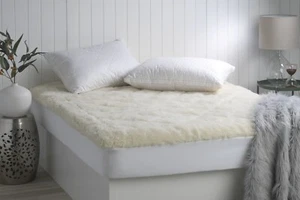 Aust Wool 550gsm Underlay Super King | Bnb Supplies - Picture 1 of 2