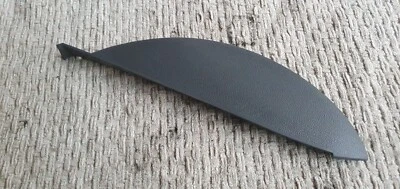 Cubierta de placa de moldura del lado derecho del conductor Ford Fiesta Mk4 Mk5 Puma Mk1 1998-02 ♻️ Foto 1 de 4