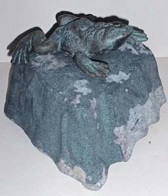  Vintage Virginia Metalcrafters Frog on Rock Fountain,  A Rare Find! - Image 1 of 4