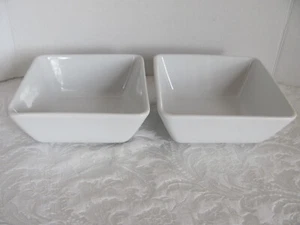 The Pampered Chef Einfache Ergänzungen - Weiß - 7 1/2" Quadratische Servierschüsseln - 2er Set - Bild 1 von 10