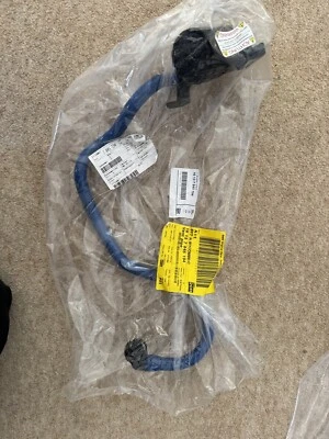 Tubo de ventilación con filtro de polvo BMW SERIE 1 E82 N54T OEM 1637845194 1m cupé Foto 1 de 3