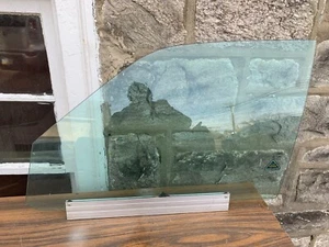 1998-03 OEM Jaguar XJ8 XJ6 XJR Driver Side Front Window Glass Triplex Toughened - Picture 1 of 10