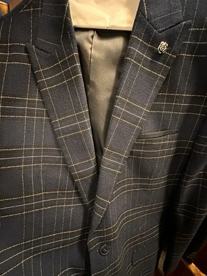 Lief Horsens Blazer 46T  Navy Blue Plaid Jacket  Exc.  Cond. Freshly Dry cleaned - Image 1 of 4
