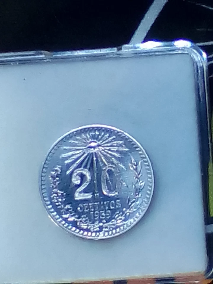 Moneda de plata de 20 centavos de México 1939 72% .720 muy limpia alta calidad Foto 1 de 4