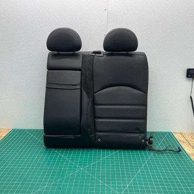 07-09 MERCEDES-BENZ W211 E63 AMG COJÍN ASIENTO SUPERIOR TRASERO IZQUIERDO NEGRO OEM Foto 1 de 4