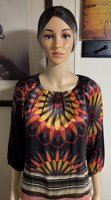 Peter Nygard 100% Silk Blouse Size 2 Colorful 3/4 Sleeve Pleated Front Beauty - Image 1 of 4