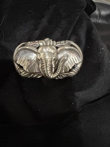 Fibbia cintura testa di elefante figura scolpita Brighton vintage 1996 argento - Foto 1 di 5
