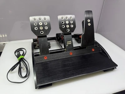 Fanatec Clubsport V3 Pedals - Image 1 of 4