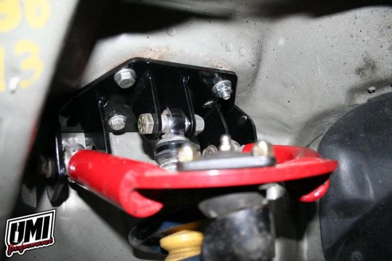 UMI Performance se adapta a 93-02 cuerpo F delantero superior brazo en A soportes bobina ajustable Foto 1 de 4