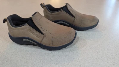 Zapatos sin cordones Merrell Jungle Moc Nubuck de cuero marrón para niños talla 1,5 usados en excelente estado Foto 1 de 4