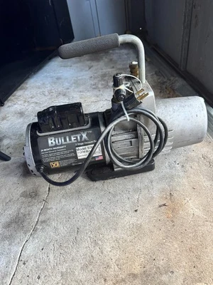 Bomba de vacío Yellow Jacket BulletX 7 CFM de 2 etapas modelo 93600 24 meses de garantía Foto 1 de 4