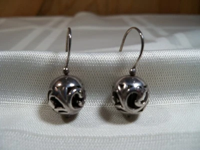 Bonitos pendientes colgantes de bola de filigrana de plata de ley Silpada simple delicia, W0718 Foto 1 de 4